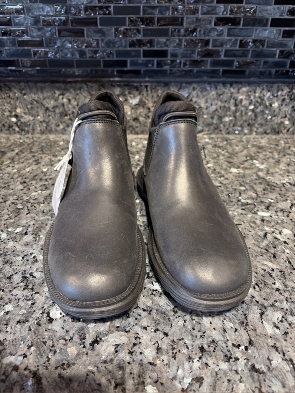 Hey Dude Branson Boot Craft Leather Chelsea Shoes Women’s Size 6 Black NWT - Picture 3 of 9